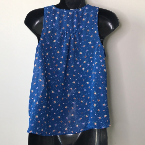 Tiny Floral print Tank Button Down Tank Top - Picture 12 of 13